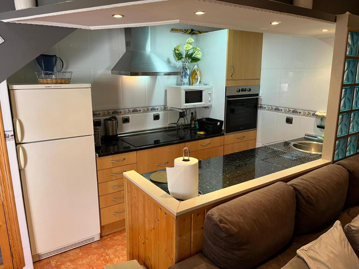 Urb, Beautiful 4 Bedroom House, Alicante, San Fulgencio, Spain Holiday home La Marina