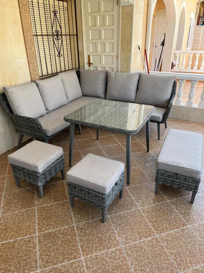 Urb, Beautiful 4 Bedroom House, Alicante, San Fulgencio, Spain Holiday home *