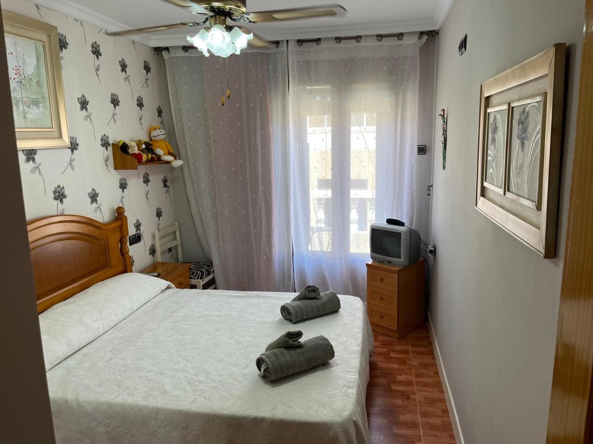 Urb, Beautiful 4 Bedroom House, Alicante, San Fulgencio, Spain Holiday home *